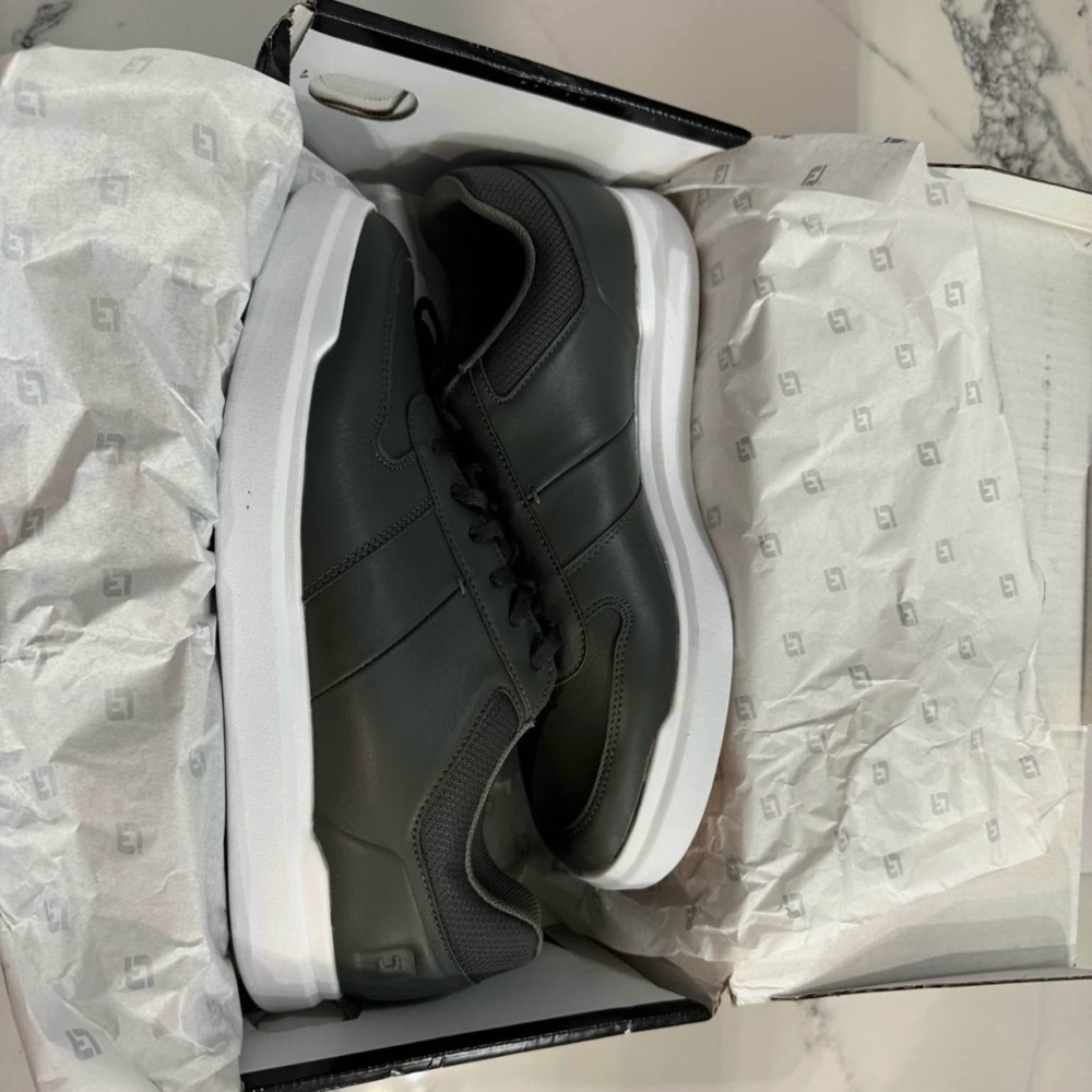FootJoy men’s golf shoes